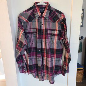 Wrangler Vintage Plaid with Black Pearl Snaps